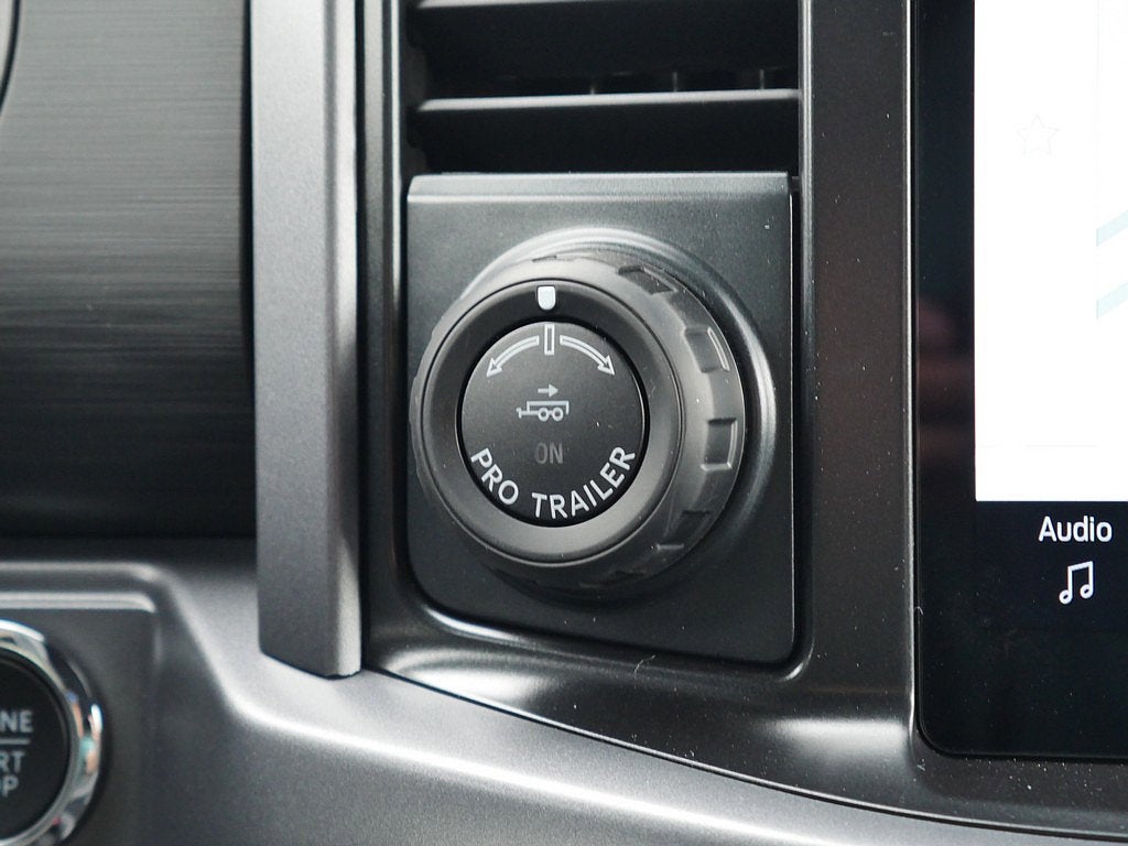 2026 Ford F-150 XLT CREW 4WD