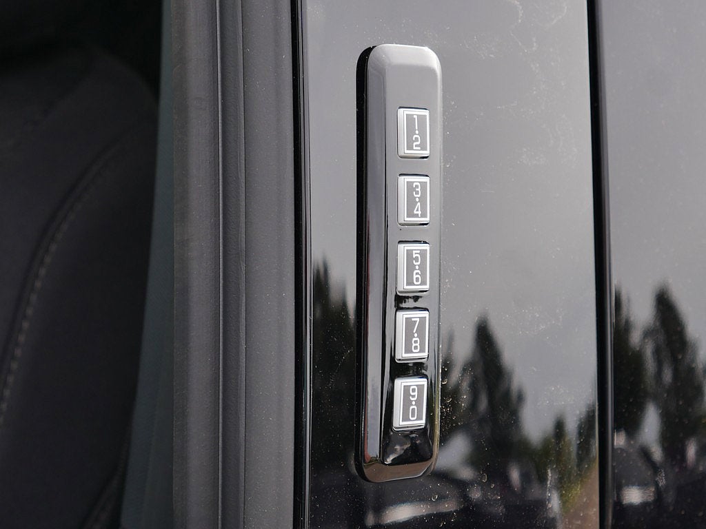 2026 Ford F-150 XLT CREW 4WD
