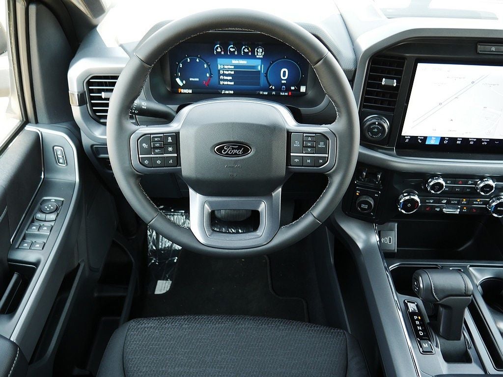 2026 Ford F-150 XLT CREW 4WD