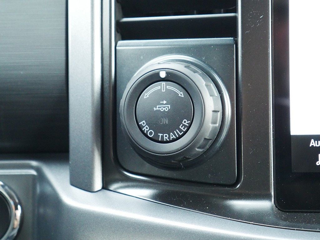 2026 Ford F-150 XLT CREW 4WD