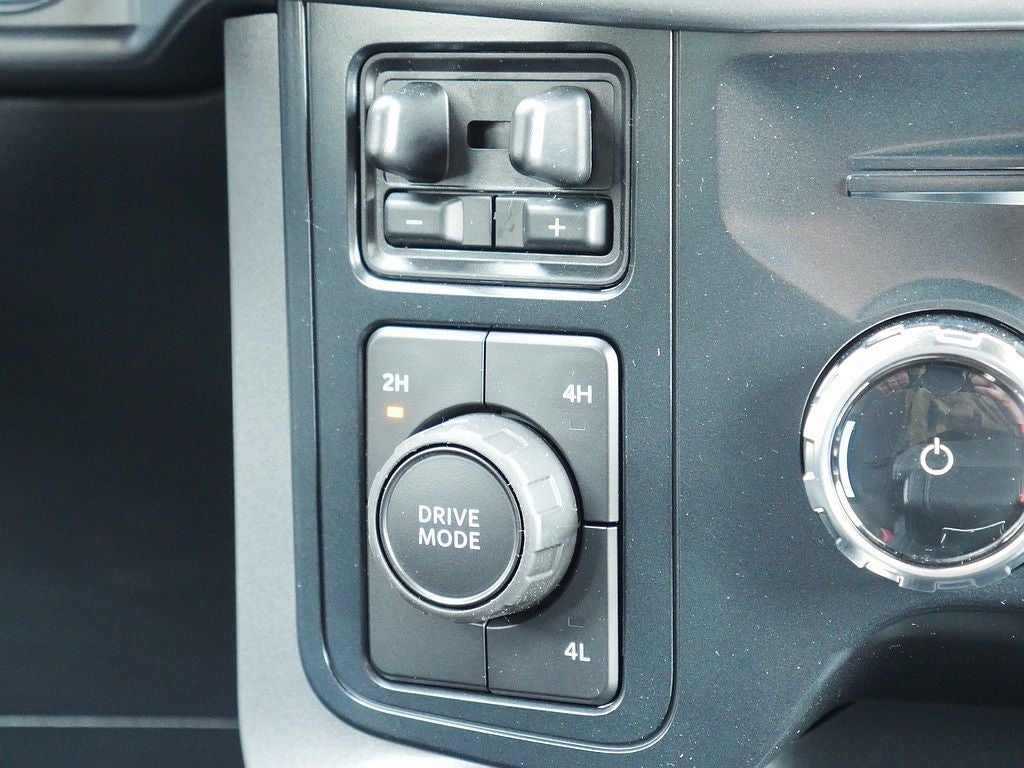 2026 Ford F-150 XLT CREW 4WD