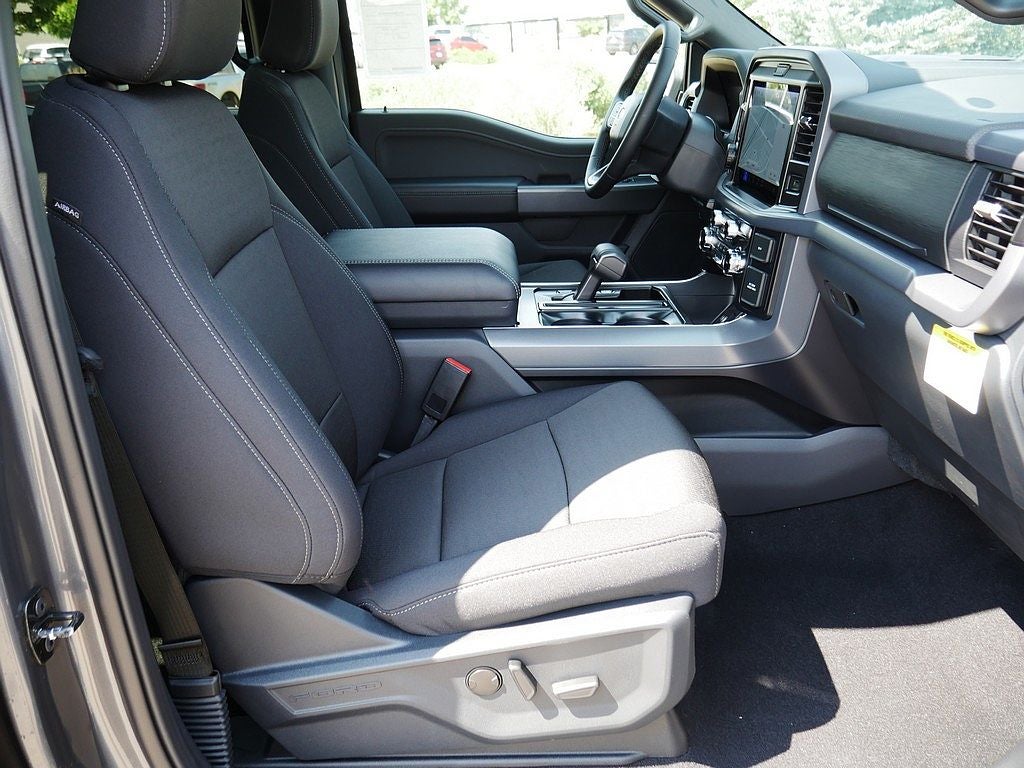 2026 Ford F-150 XLT CREW 4WD