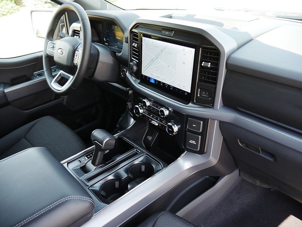 2026 Ford F-150 XLT CREW 4WD