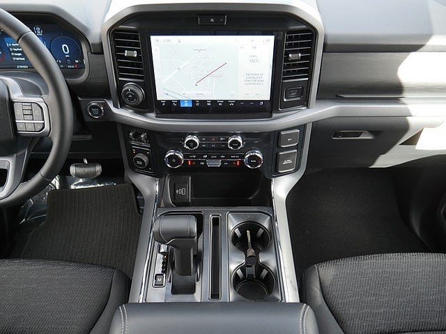 2026 Ford F-150 XLT CREW 4WD