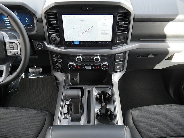 2026 Ford F-150 XLT CREW 4WD