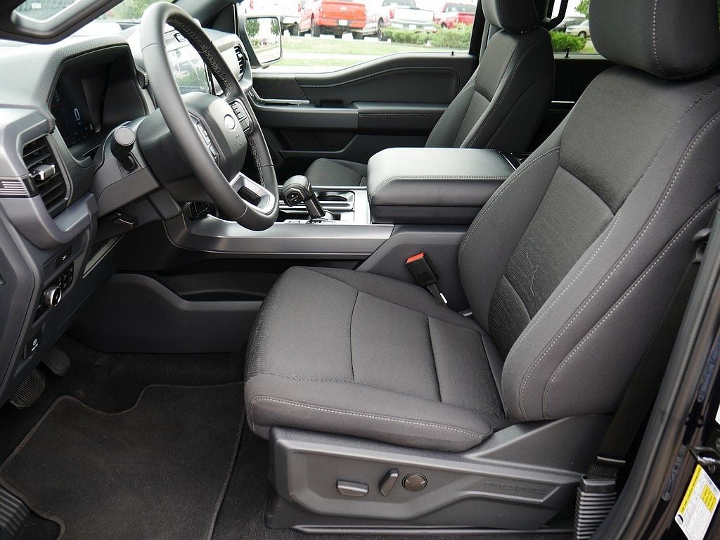2026 Ford F-150 XLT CREW 4WD