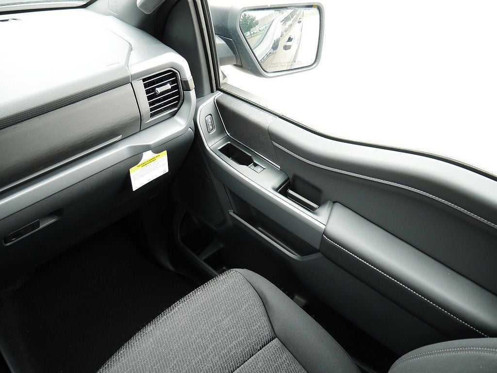 2026 Ford F-150 XLT CREW 4WD