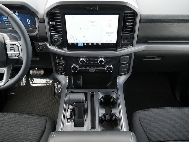 2026 Ford F-150 XLT CREW 4WD