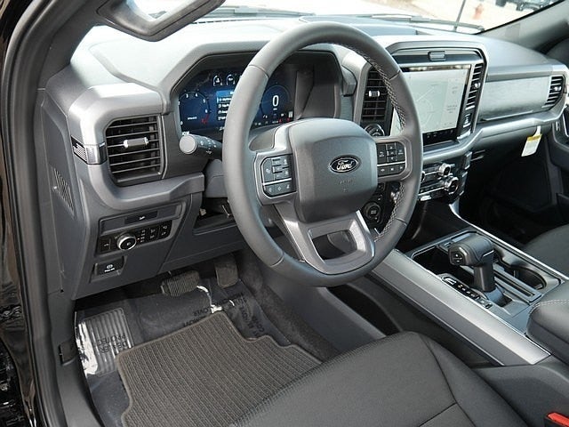 2026 Ford F-150 XLT CREW 4WD