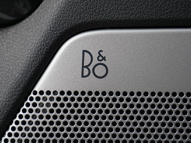 2023 Ford F-150 XLT CREW 5.0