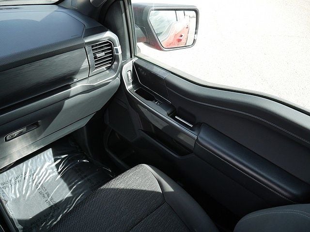 2023 Ford F-150 XLT CREW 5.0