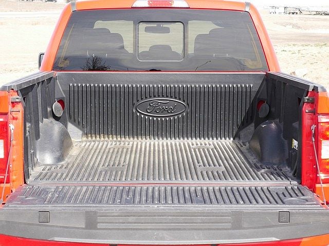 2023 Ford F-150 XLT CREW 5.0