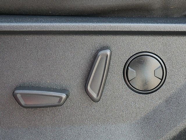 2023 Ford F-150 XLT CREW 5.0