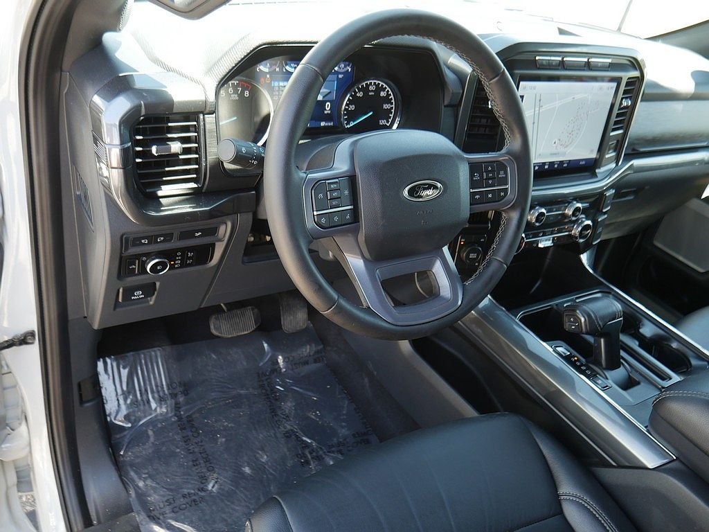 2023 Ford F-150 XLT CREW 5.0