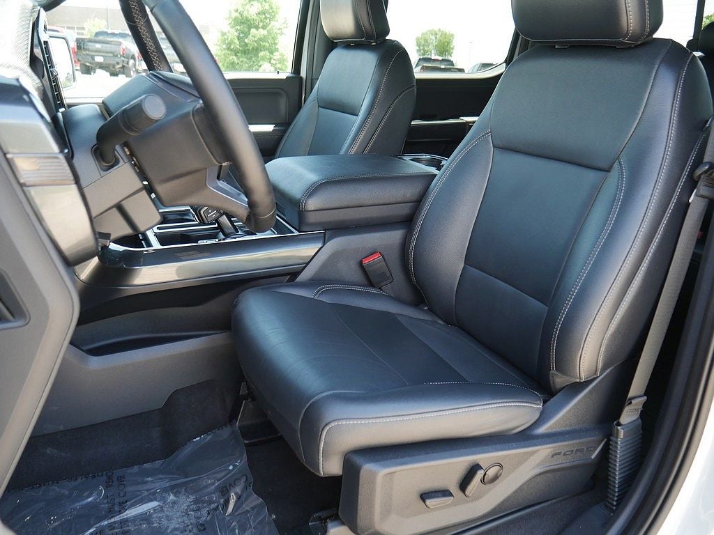 2023 Ford F-150 XLT CREW 5.0