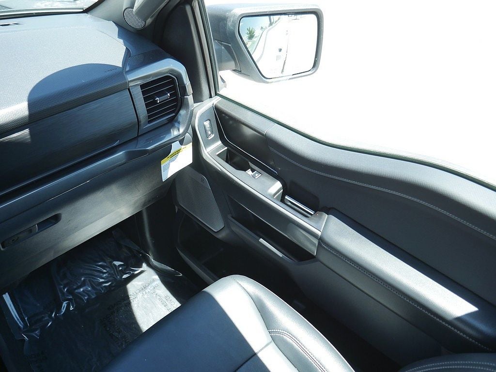 2023 Ford F-150 XLT CREW 5.0