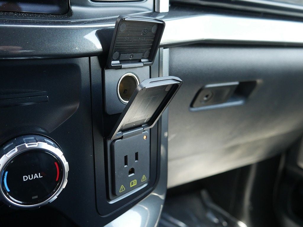 2023 Ford F-150 XLT CREW 5.0