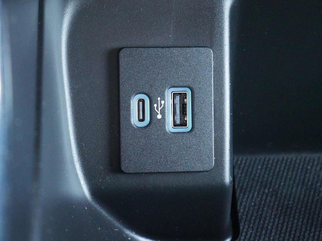 2023 Ford F-150 XLT CREW 5.0