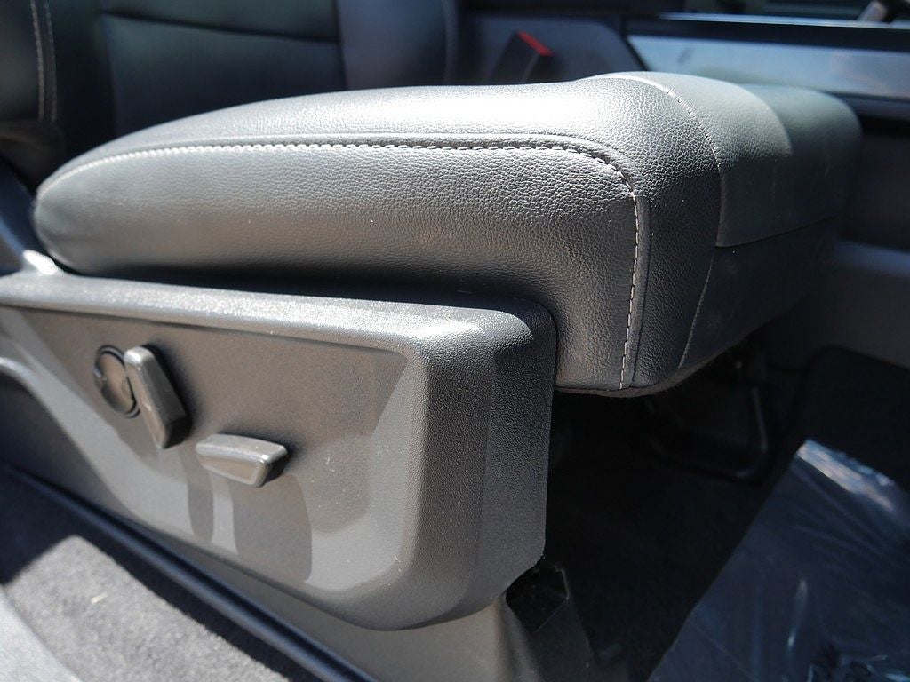 2023 Ford F-150 XLT CREW 5.0