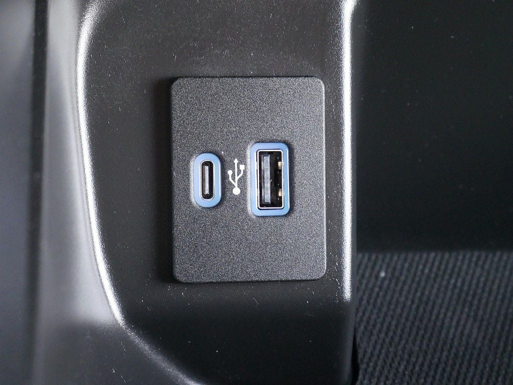 2023 Ford F-150 XLT CREW 5.0