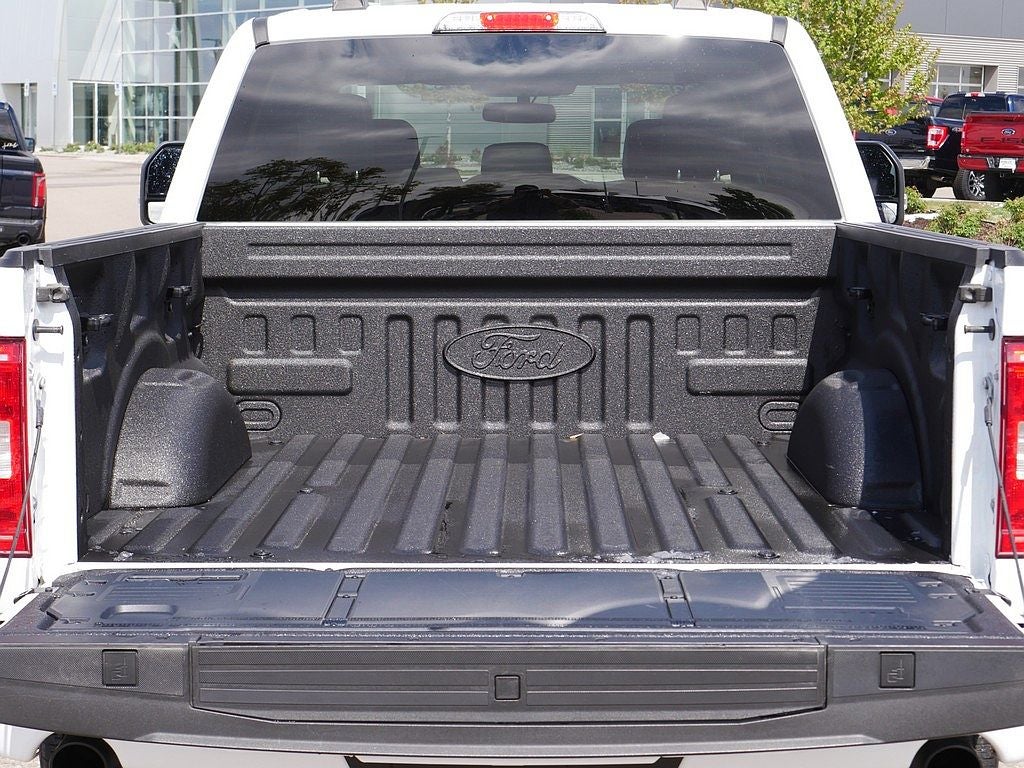 2023 Ford F-150 XLT CREW 5.0