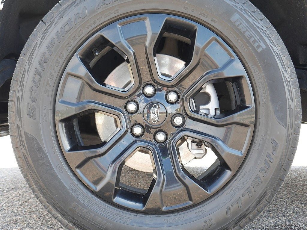 2023 Ford F-150 XLT CREW 5.0
