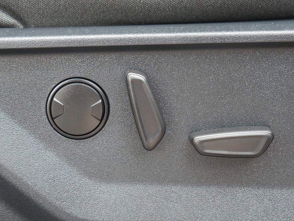 2023 Ford F-150 XLT CREW 5.0