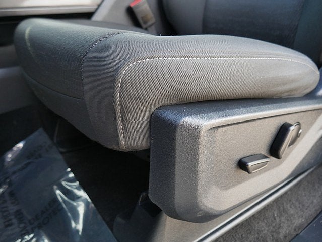 2023 Ford F-150 XLT CREW 5.0