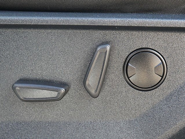 2023 Ford F-150 XLT CREW 5.0