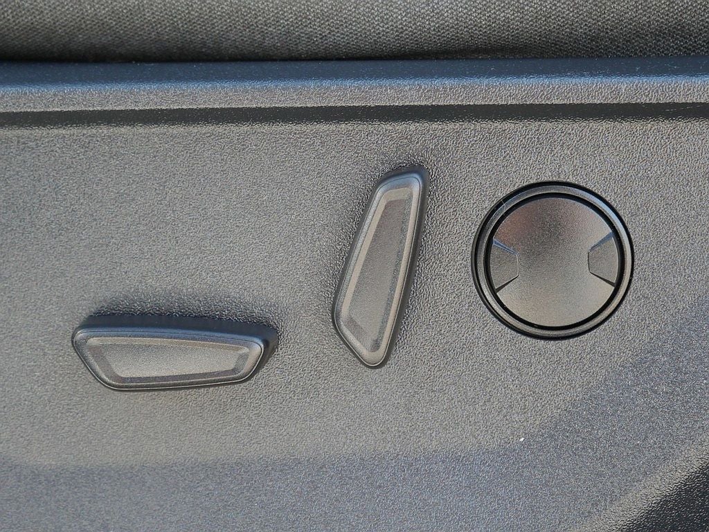 2023 Ford F-150 XLT CREW 5.0