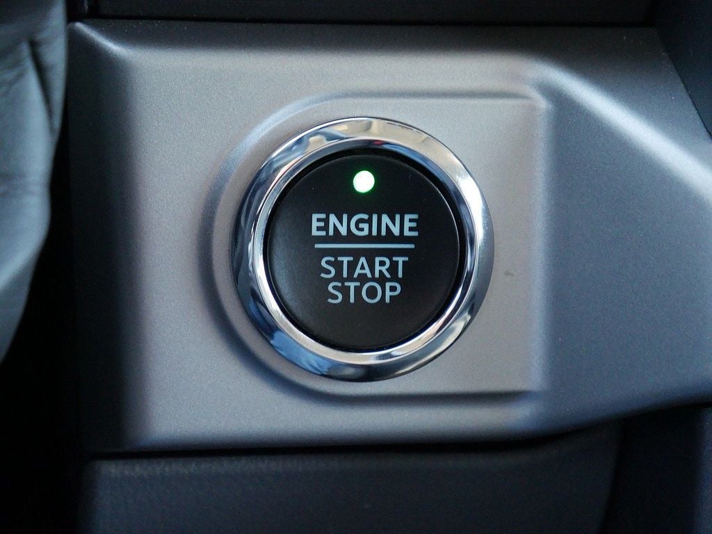 2023 Ford F-150 XLT CREW 5.0