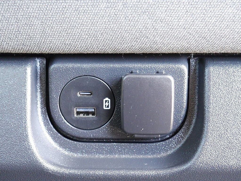 2023 Ford F-150 XLT CREW 5.0