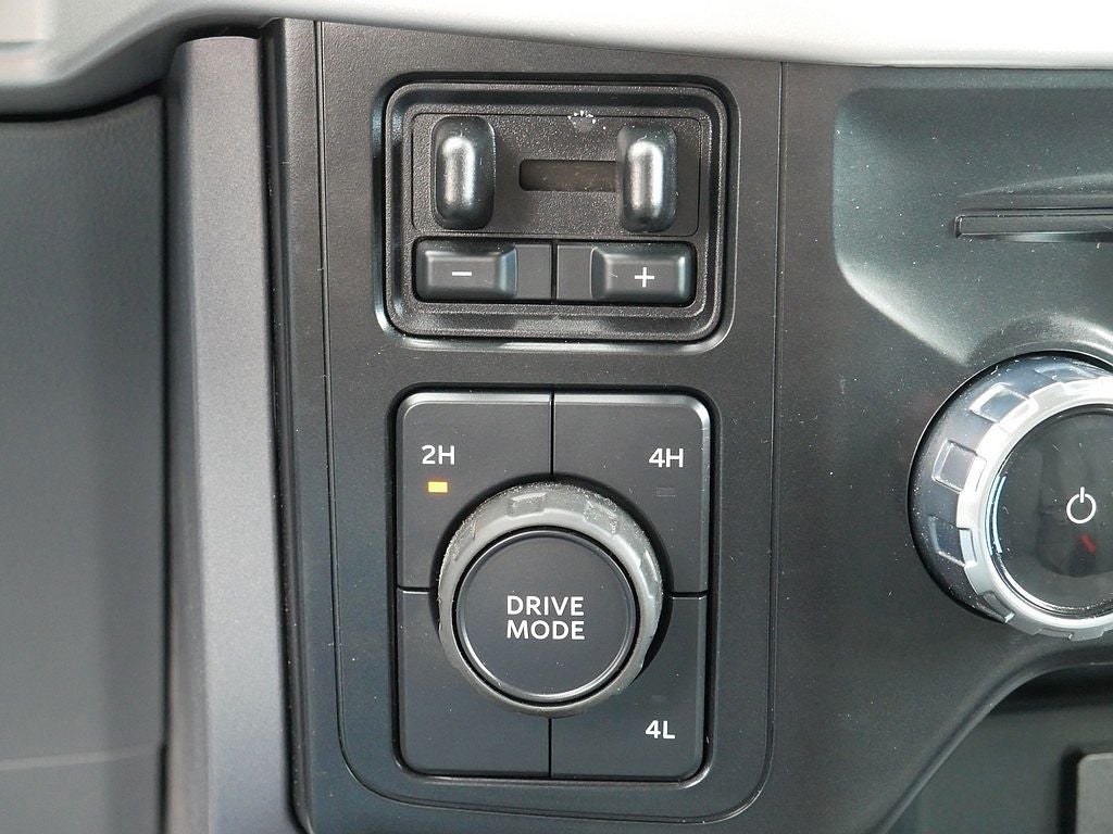 2023 Ford F-150 XLT CREW 3.5