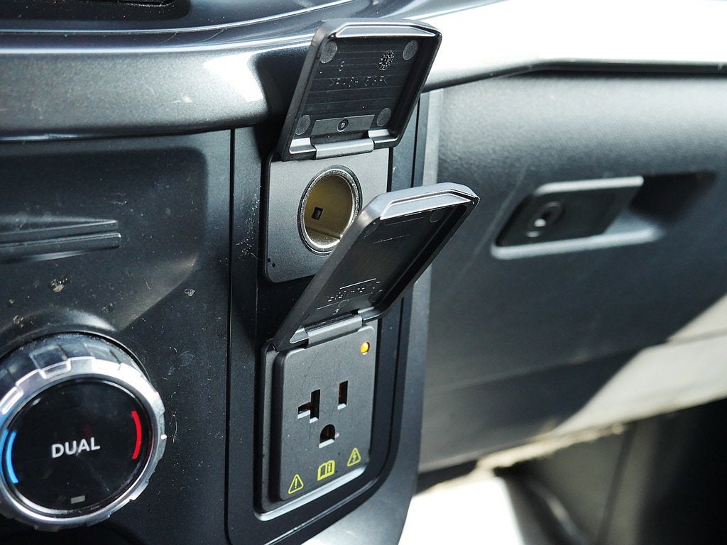 2023 Ford F-150 XLT CREW 3.5 PB