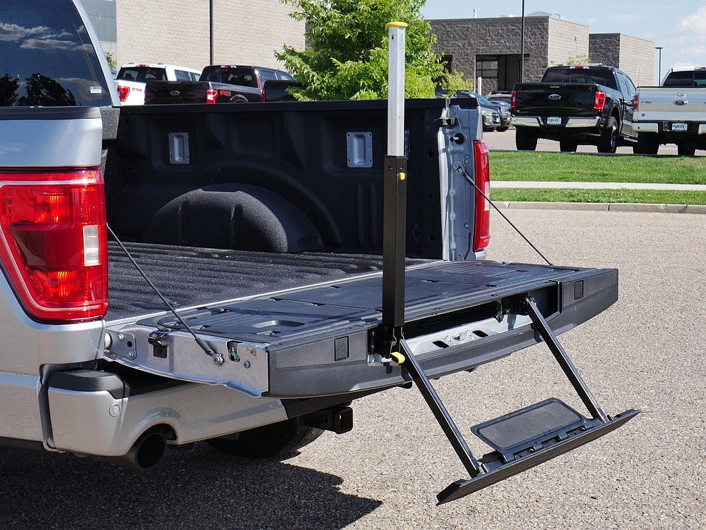 2023 Ford F-150 XLT CREW 3.5 PB