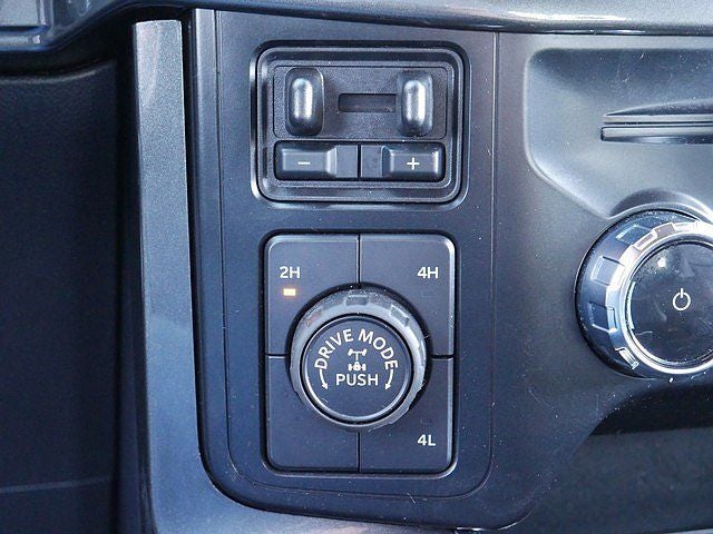 2023 Ford F-150 XLT CREW 3.5 PB