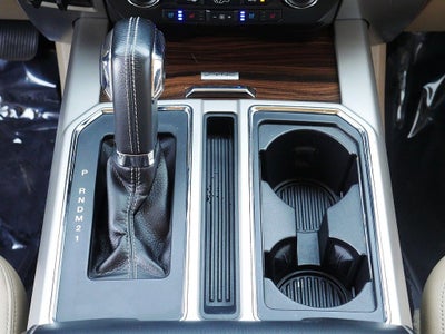 2015 Ford F-150 Lariat CREW 5.0 LONG BED