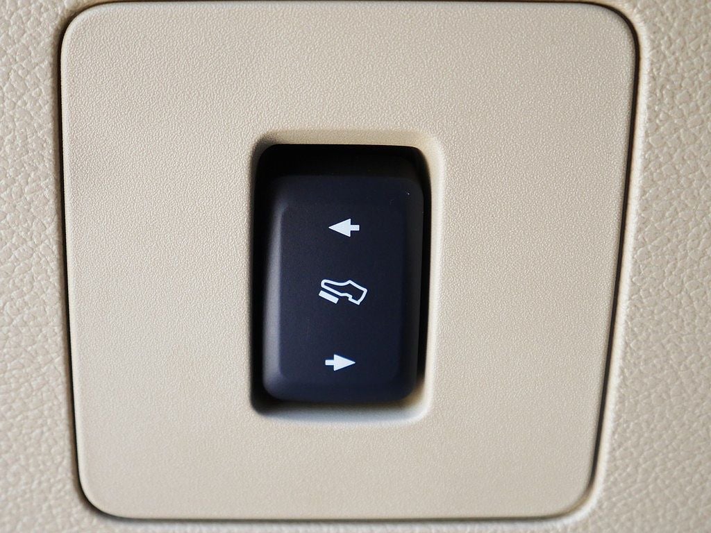 2015 Ford F-150 Lariat CREW 5.0 LONG BED