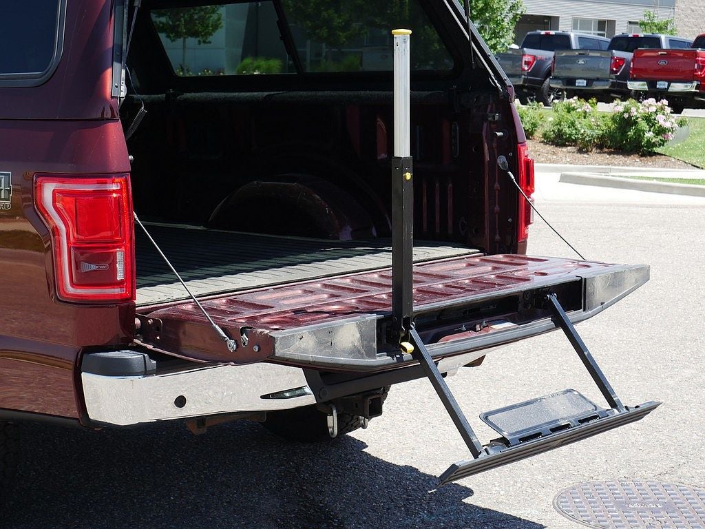 2015 Ford F-150 Lariat CREW 5.0 LONG BED