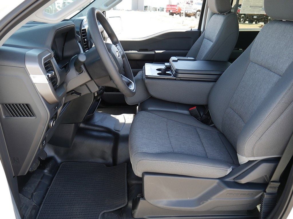 2025 Ford F-150 XL CREW 4WD