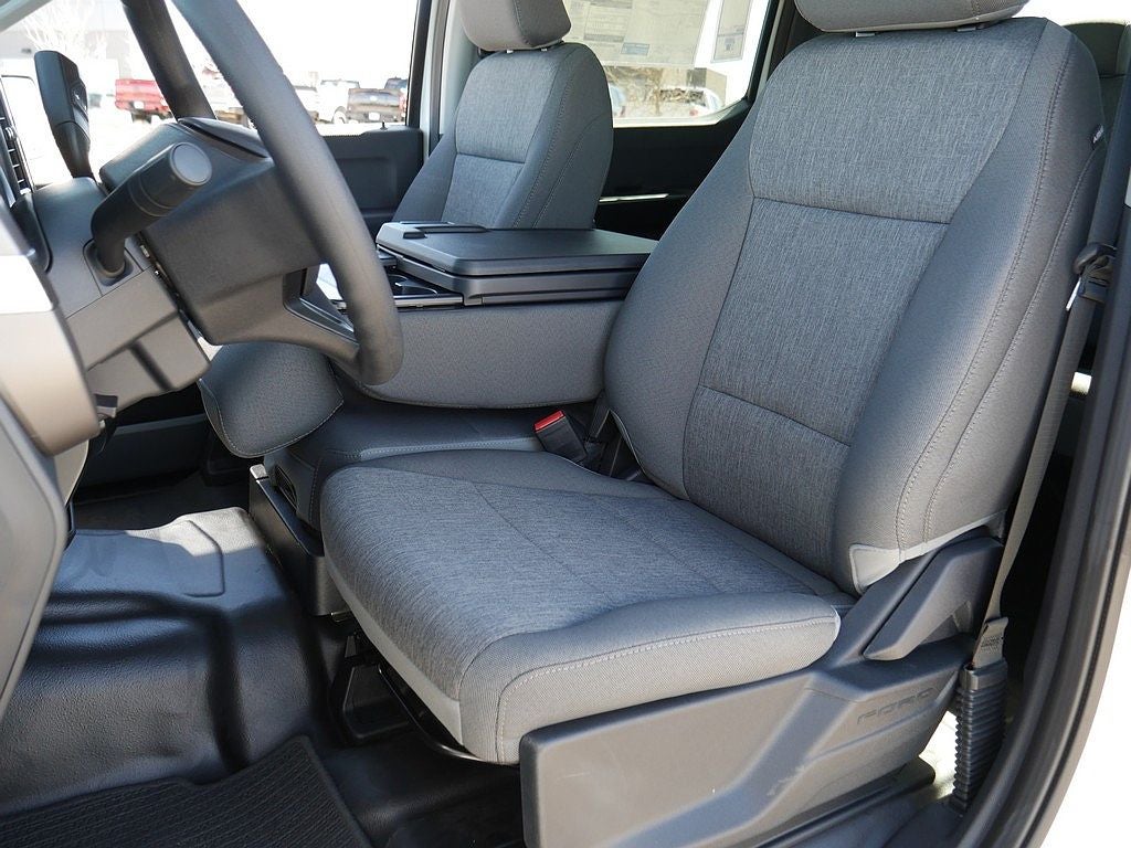 2025 Ford F-150 XL CREW 4WD