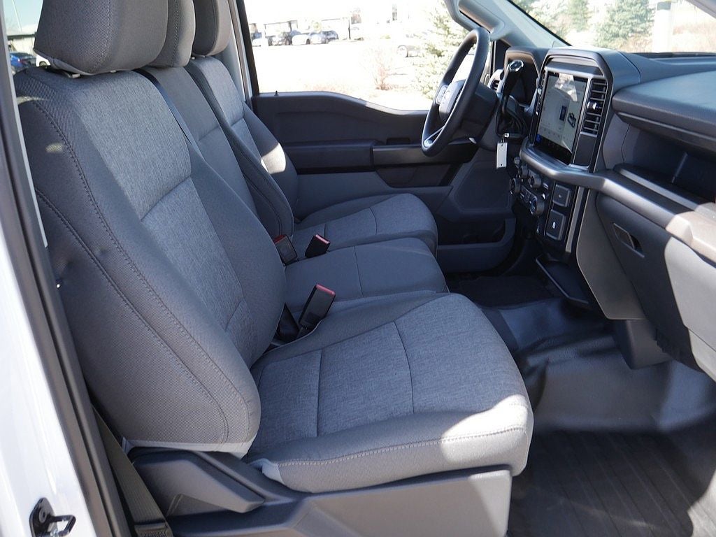 2025 Ford F-150 XL CREW 4WD
