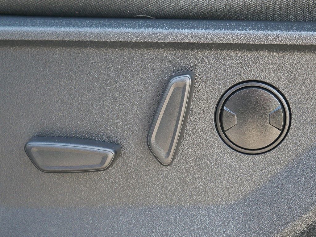 2024 Ford F-150 XLT CREW LONG BED 5.0