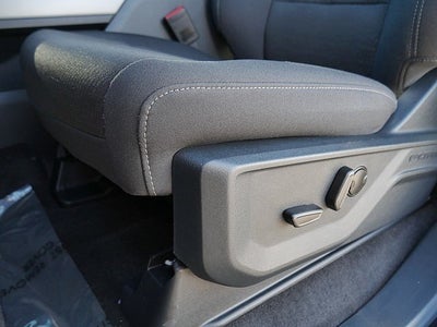 2026 Ford F-150 XLT CREW 4WD