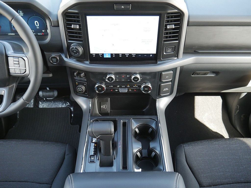 2026 Ford F-150 XLT CREW 4WD