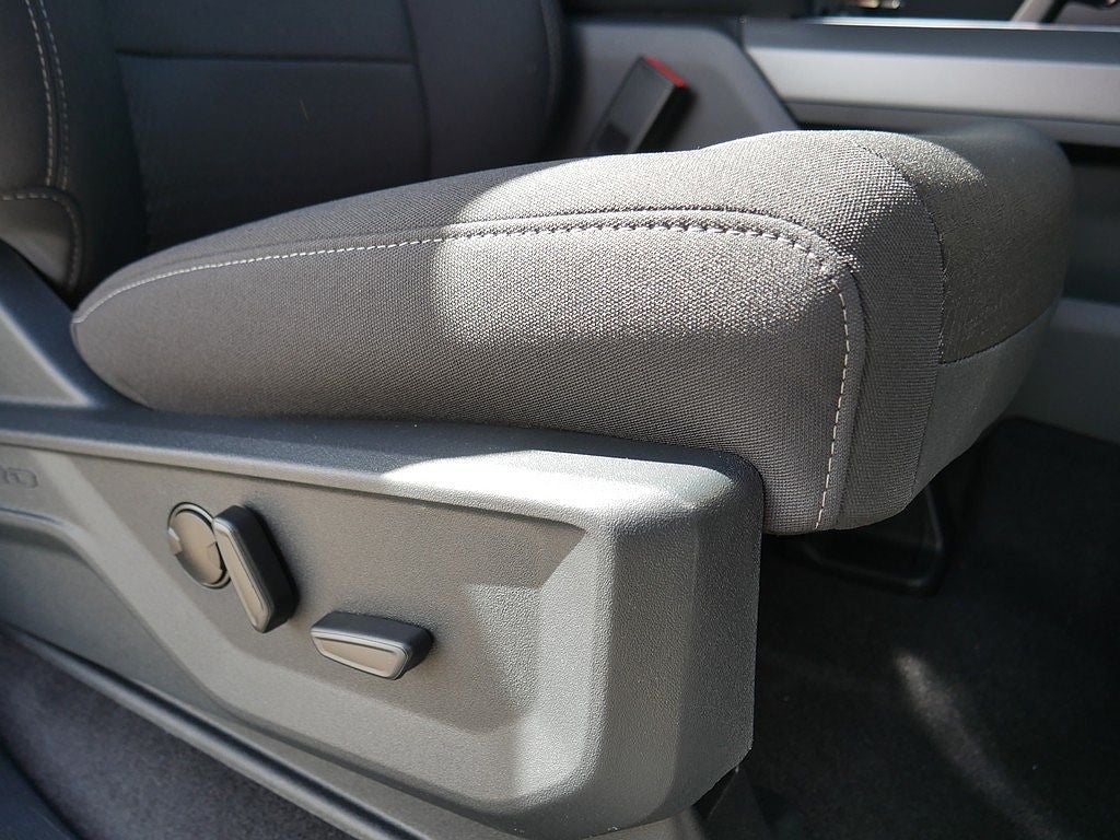 2026 Ford F-150 XLT CREW 4WD