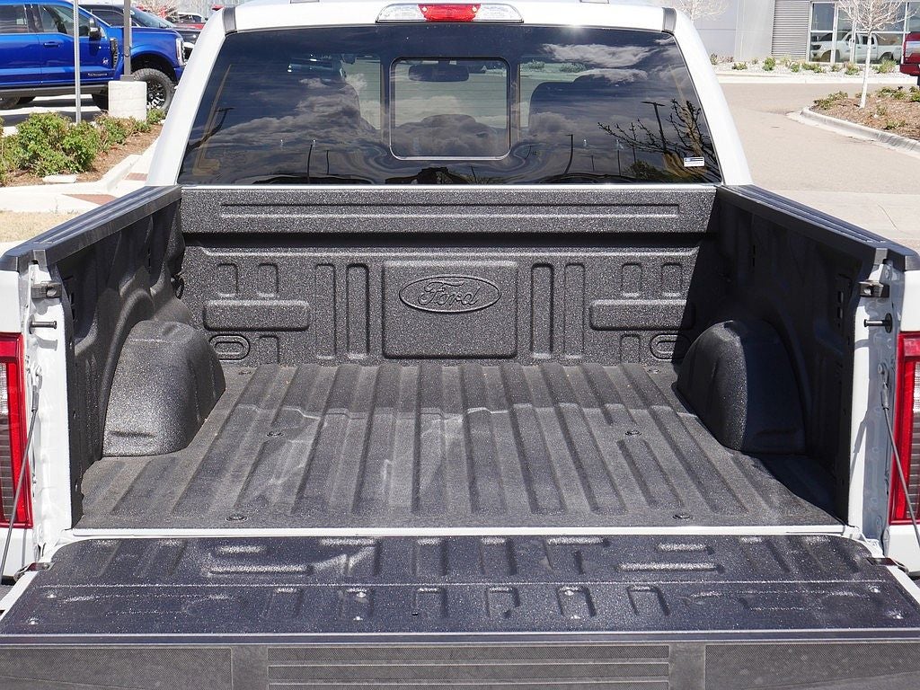 2026 Ford F-150 XLT CREW 4WD