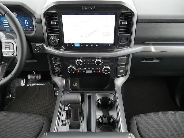 2026 Ford F-150 XLT CREW 4WD