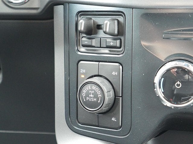 2026 Ford F-150 XLT CREW 4WD