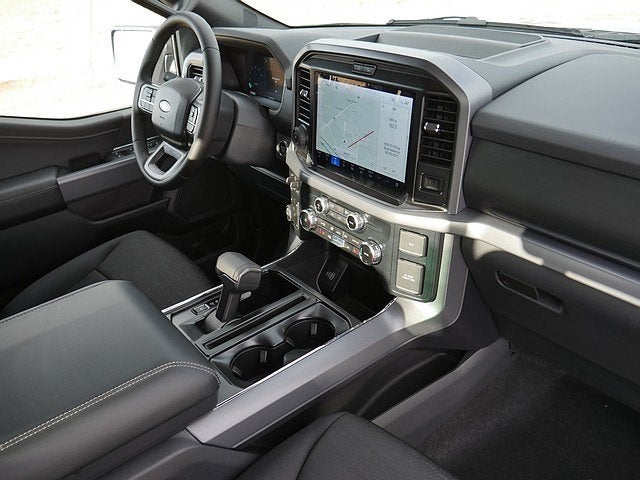 2026 Ford F-150 XLT CREW 4WD